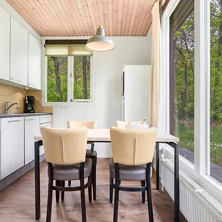 With Dishwasher, Near The Veluwe Holiday home Putten